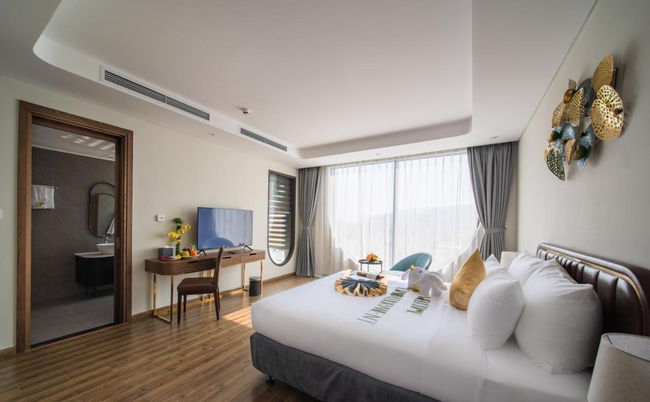 Grand Tourane Nha Trang Hotel Exteriör bild