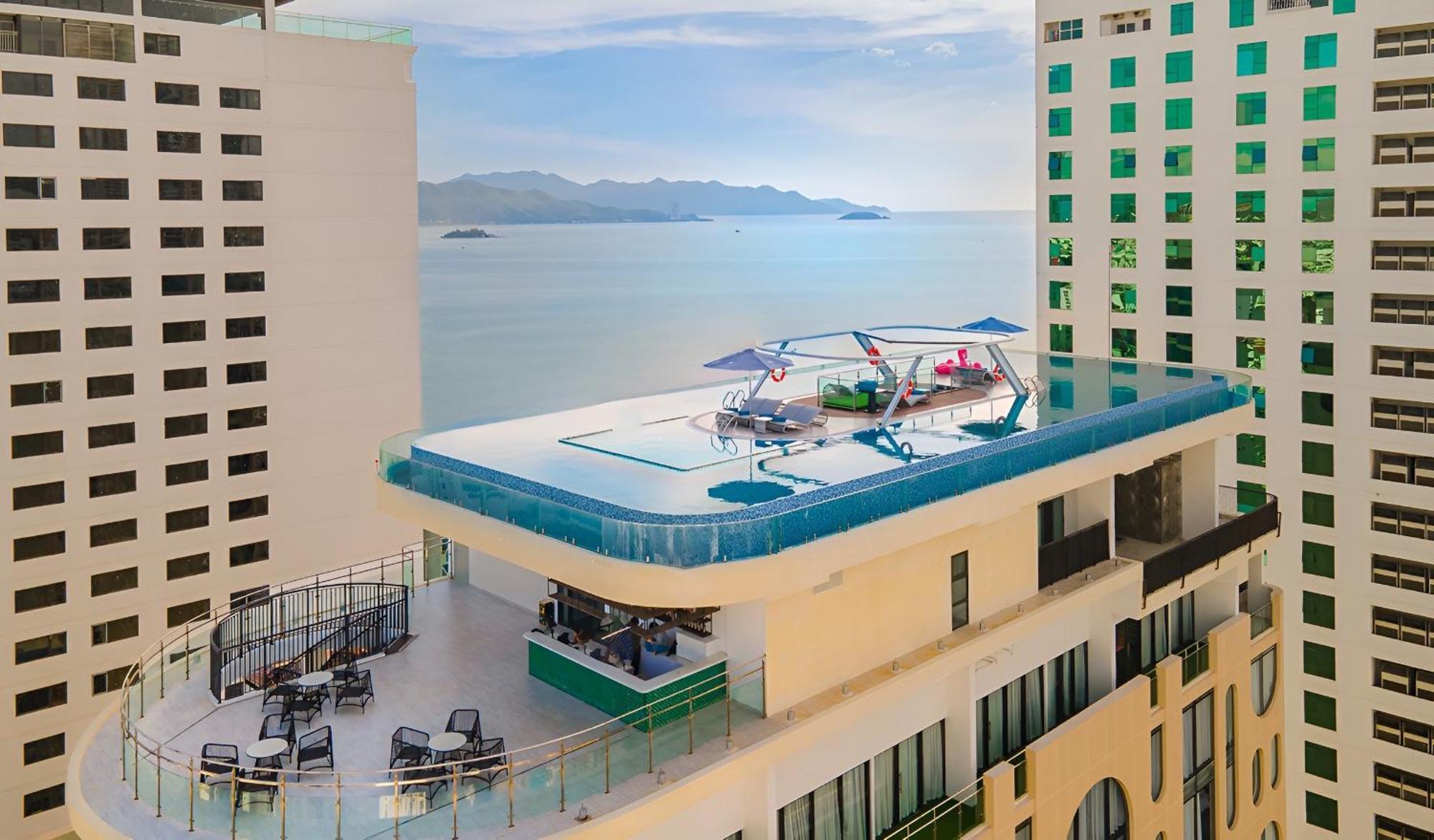 Grand Tourane Nha Trang Hotel Exteriör bild