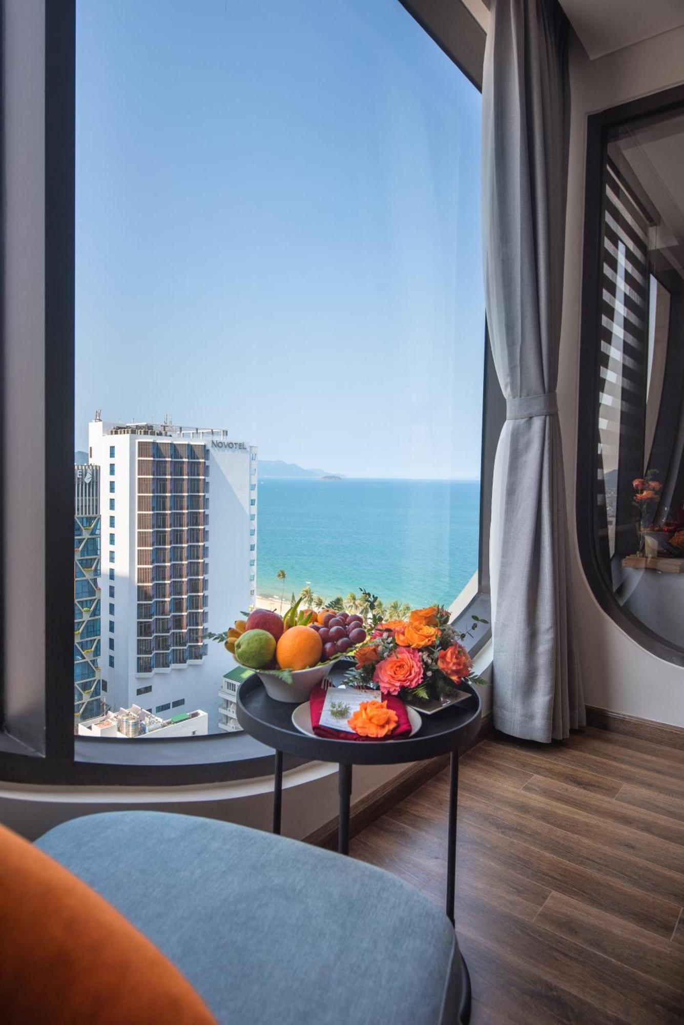 Grand Tourane Nha Trang Hotel Exteriör bild