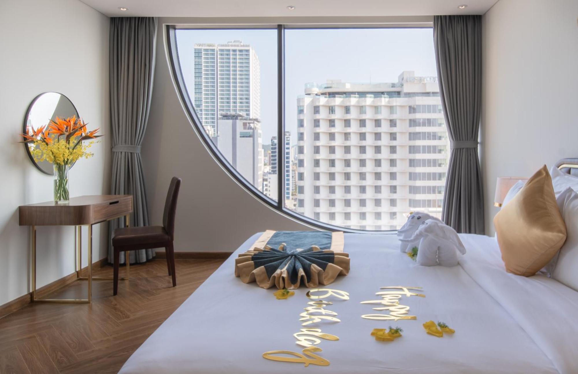 Grand Tourane Nha Trang Hotel Exteriör bild